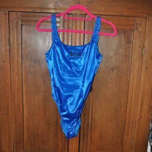 Womans One Piece Bathing Suit Large